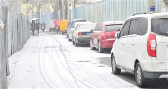 霧霾天下雪還是一樣的臟，高潔雅提醒大家治理室內(nèi)霧霾還需空氣凈化器的幫助。